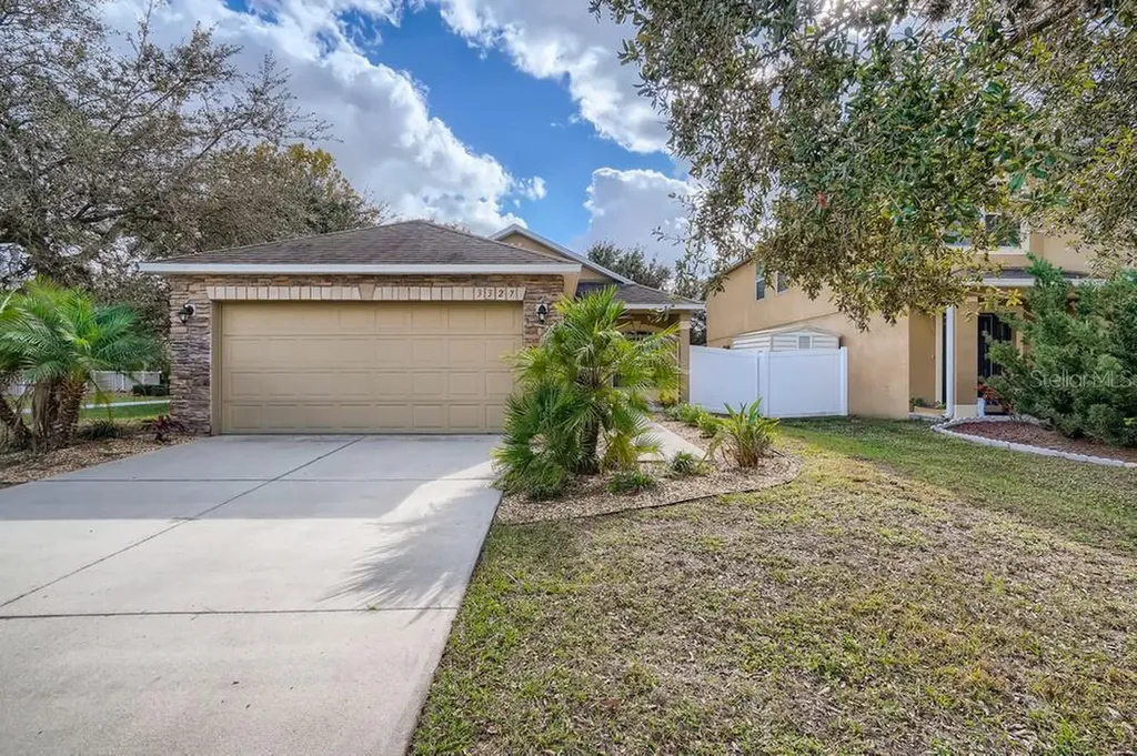 3327 98th Street E Palmetto FL 34221