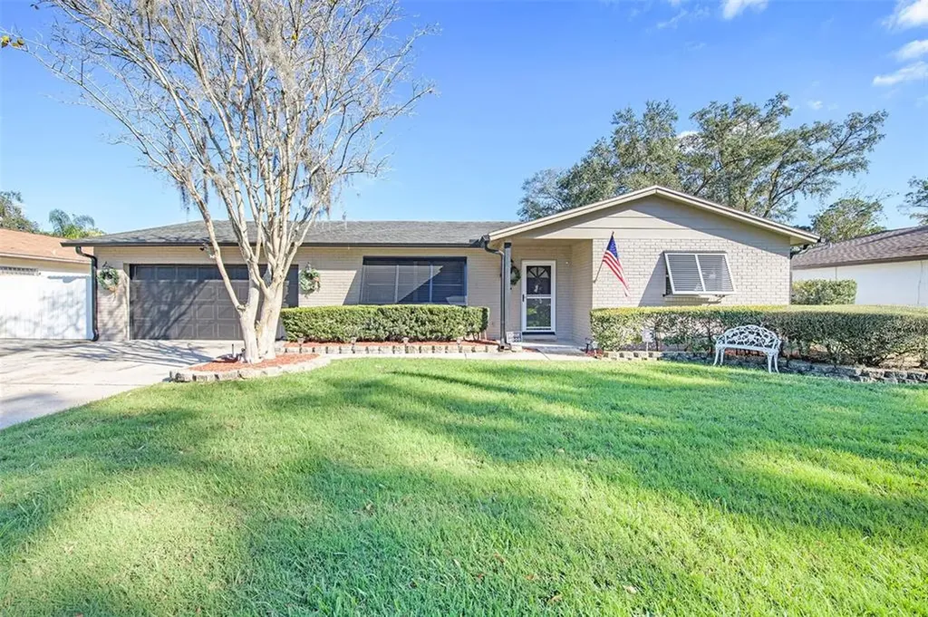 14605 Brentwood Place Tampa FL 33618