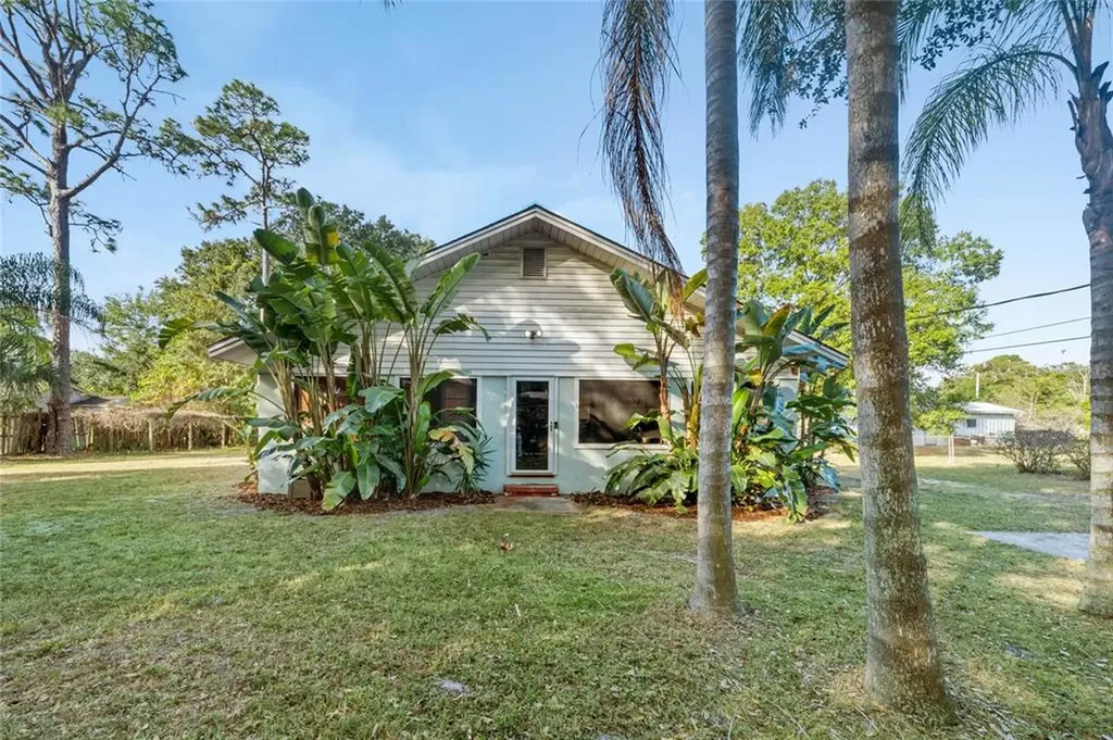 2536 Mohawk Avenue Sanford FL 32773