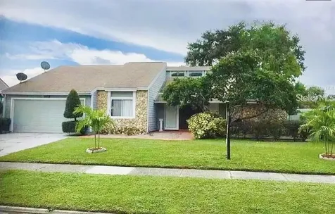 128 S Shadow Bay Drive Orlando FL 32825