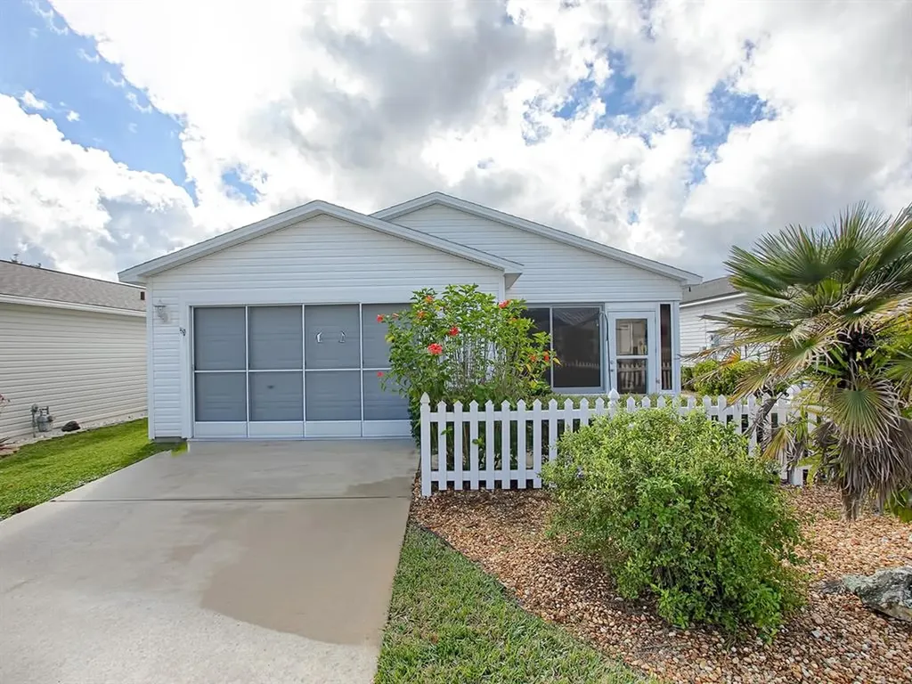 2804 Salamanca Street The Villages FL 32162