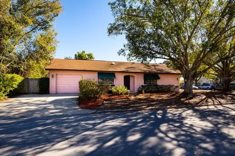 1405 50th Street N St Petersburg FL 33710
