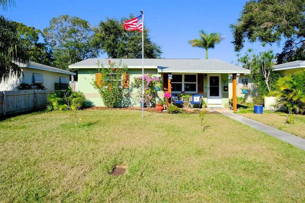 5331 Burlington Avenue N St Petersburg FL 33710