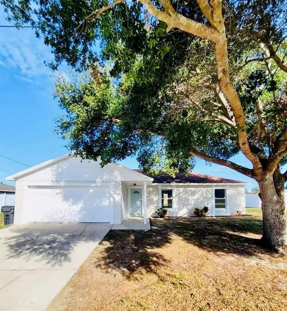 219 Lily Pad Road Eagle Lake FL 33839