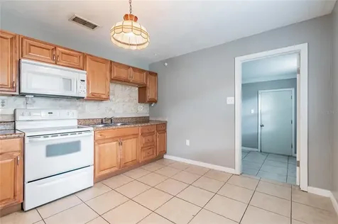 911 James Avenue S St Petersburg FL 33705