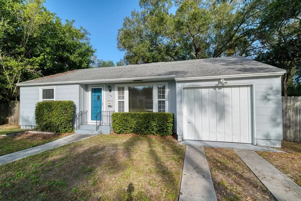 725 39th Avenue N St Petersburg FL 33703