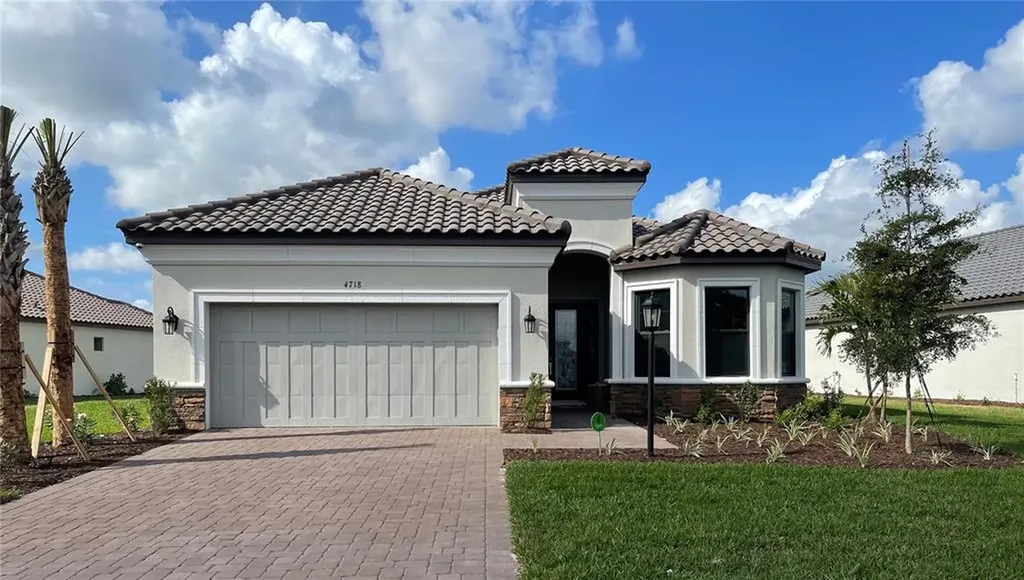 4718 Sarca Court Bradenton FL 34211