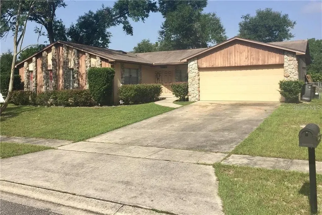 476 Dogwood Court Altamonte Springs FL 32714
