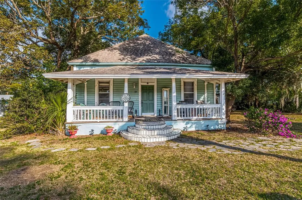 107 W Virginia Avenue Tampa FL 33603