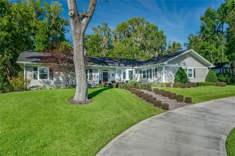 5220 NW 76th Court Ocala FL 34482