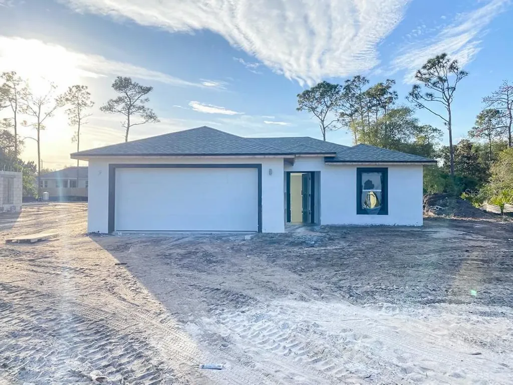 1820 6th Avenue Deland FL 32724