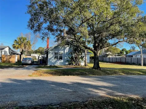 2441 52nd Avenue N St Petersburg FL 33714