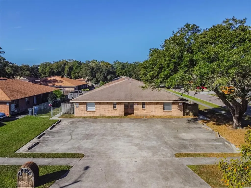 3202 Bloomingdale Villas Court Brandon FL 33511