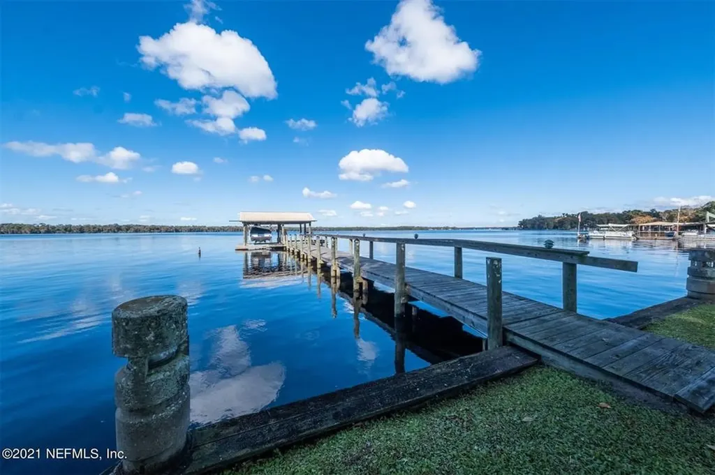 239 Hess Road Crescent City FL 32112
