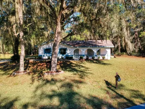 3767 SW Shorewood Drive Dunnellon FL 34431