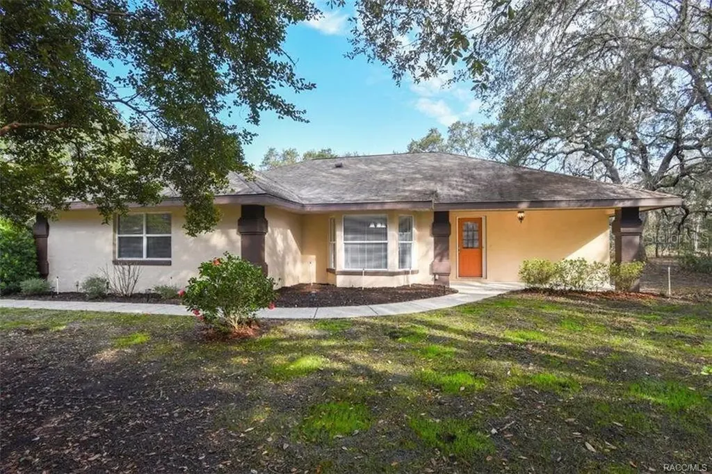 103 W Olympia Street Hernando FL 34442