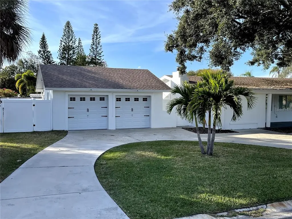 4190 Maple Street NE St Petersburg FL 33703