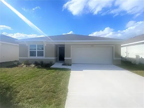1532 Aspen Avenue Davenport FL 33837