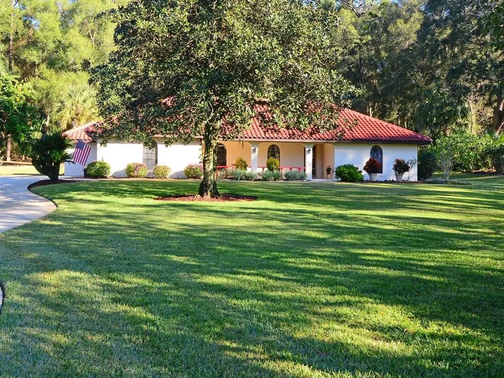 7225 Edmund Court Mount Dora FL 32757