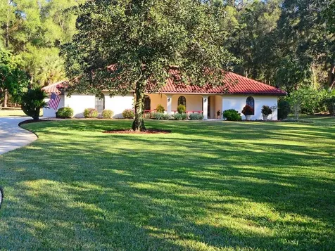 7225 Edmund Court Mount Dora FL 32757