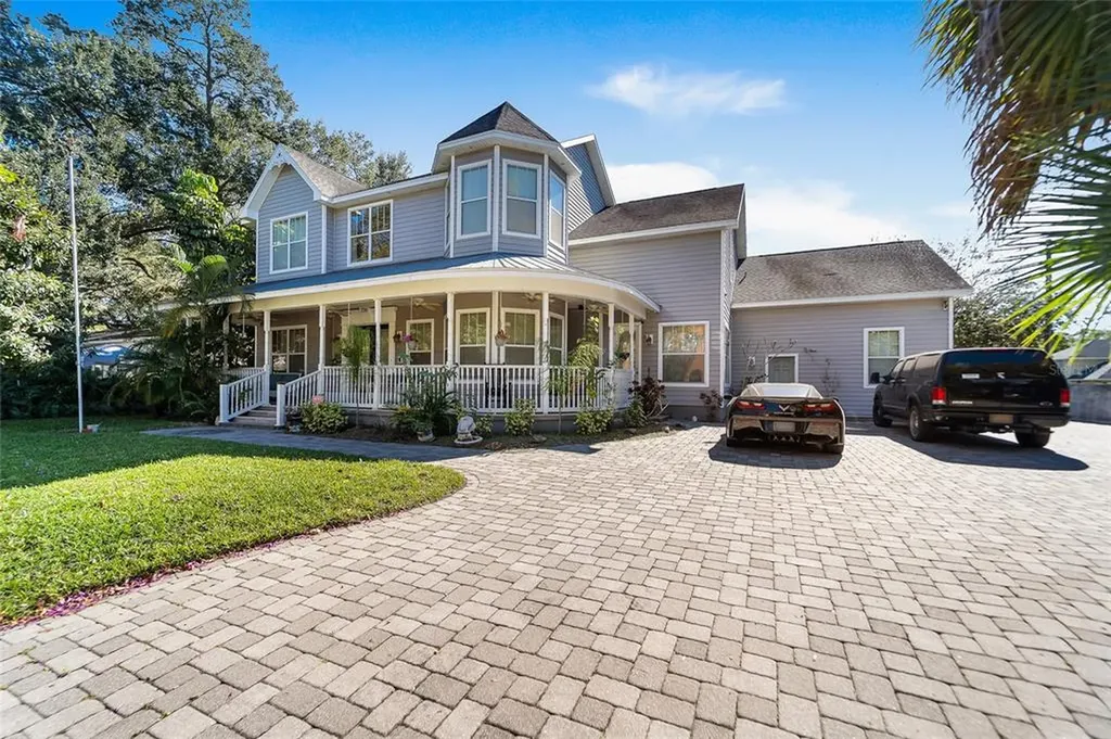 3716 W Barcelona Street Tampa FL 33629