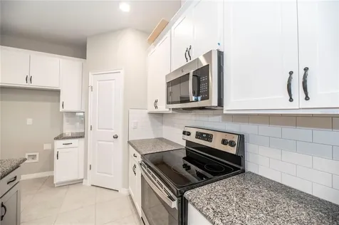 2585 Village Lakes Boulevard Lakeland FL 33805