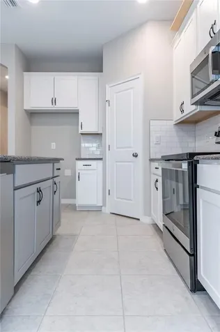 2585 Village Lakes Boulevard Lakeland FL 33805