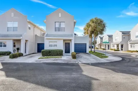 5303 Point Pleasant Lane Tampa FL 33611