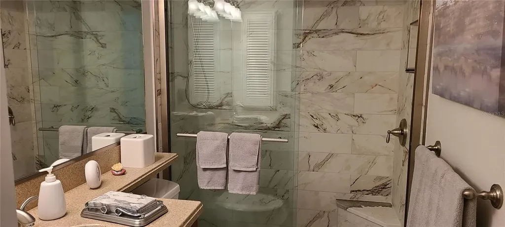 1250 N Portofino Drive Sarasota FL 34242