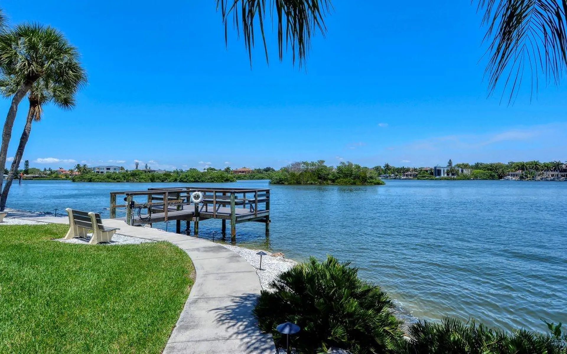1250 N Portofino Drive Sarasota FL 34242