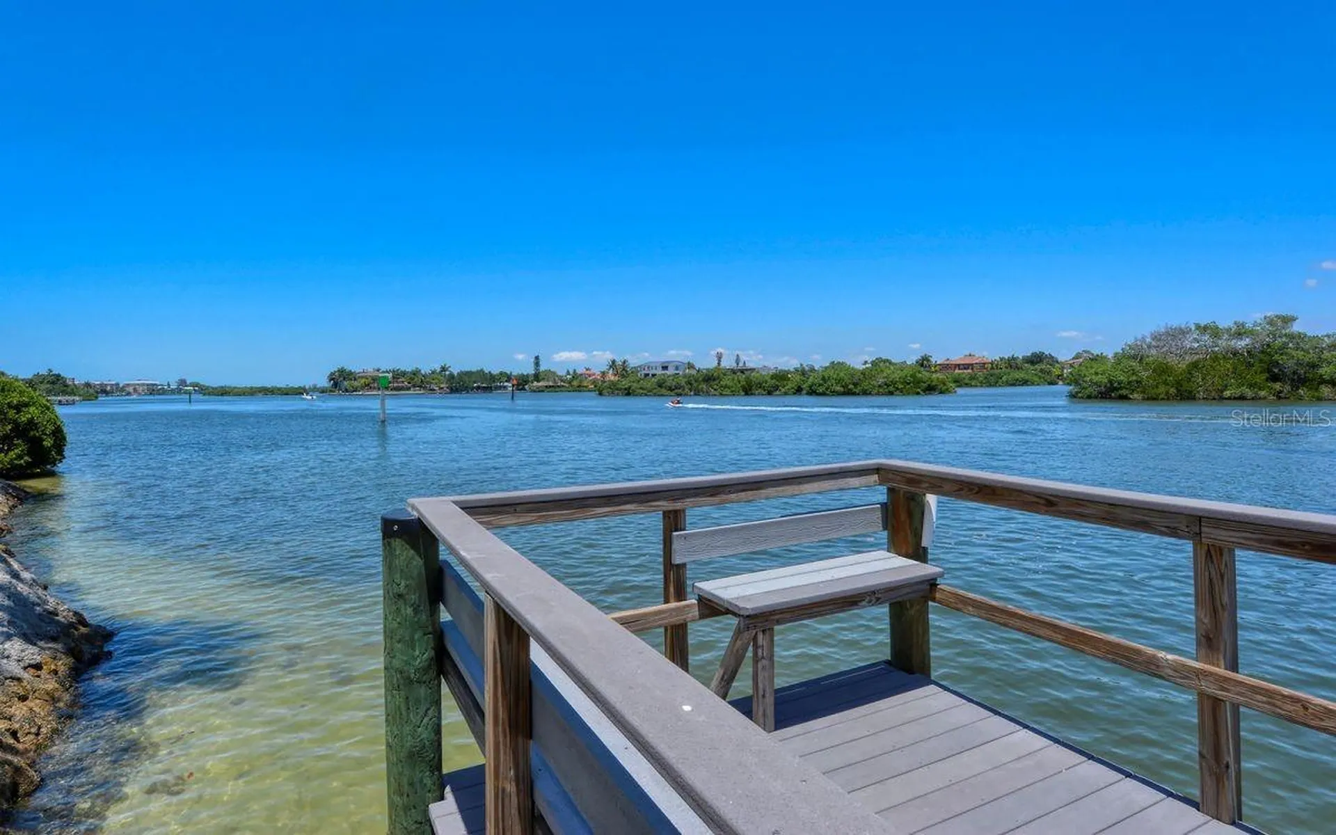 1250 N Portofino Drive Sarasota FL 34242