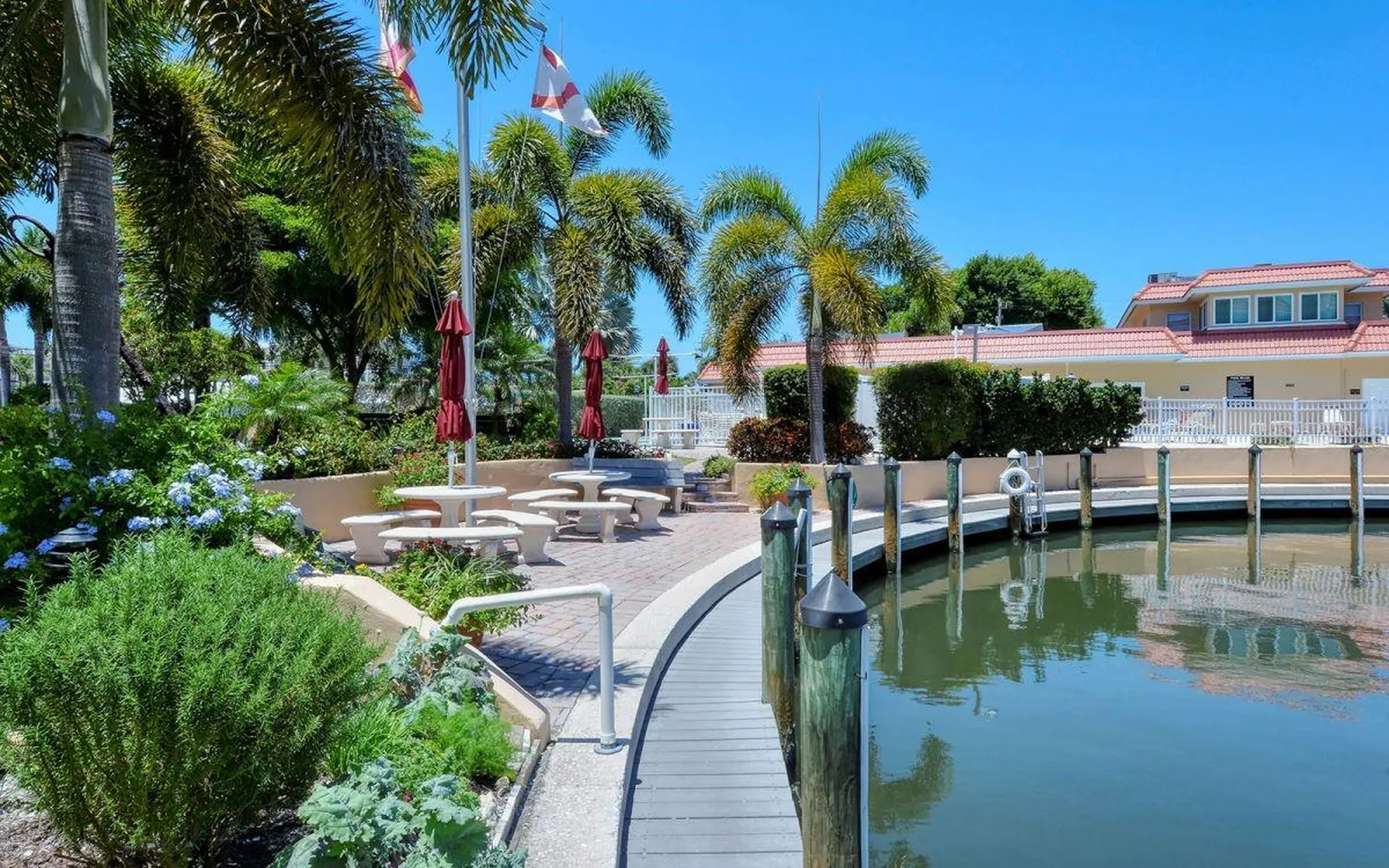 1250 N Portofino Drive Sarasota FL 34242