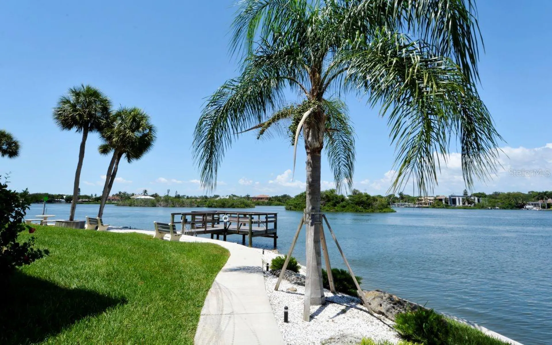 1250 N Portofino Drive Sarasota FL 34242