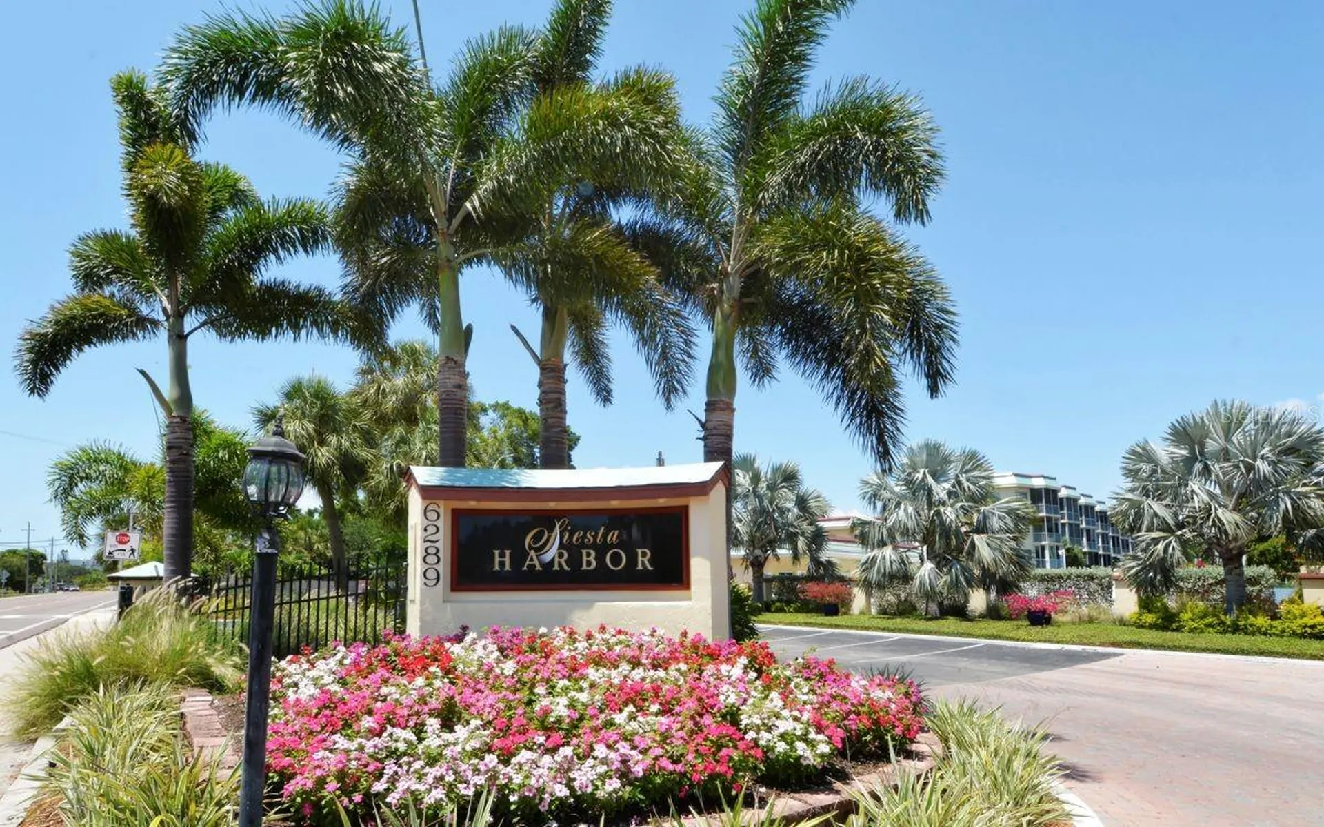 1250 N Portofino Drive Sarasota FL 34242
