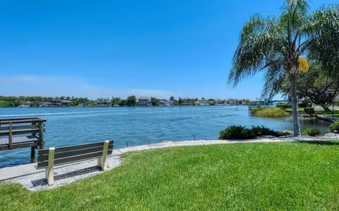1250 N Portofino Drive Sarasota FL 34242