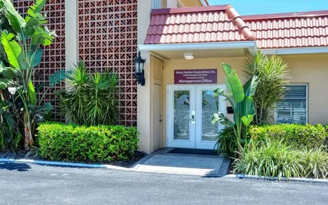 1250 N Portofino Drive Sarasota FL 34242