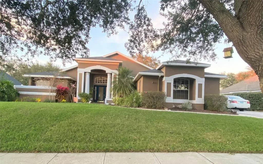 2205 Lange Street Kissimmee FL 34744