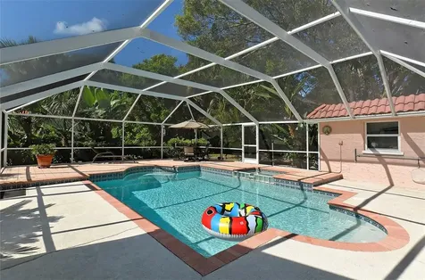 325 Whitfield Avenue Sarasota FL 34243