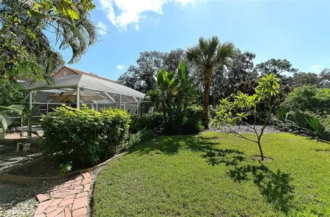 325 Whitfield Avenue Sarasota FL 34243