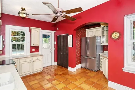 325 Whitfield Avenue Sarasota FL 34243
