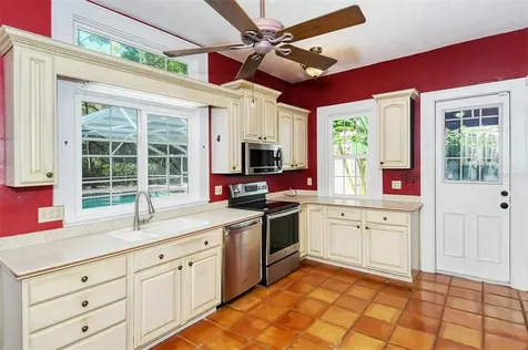 325 Whitfield Avenue Sarasota FL 34243
