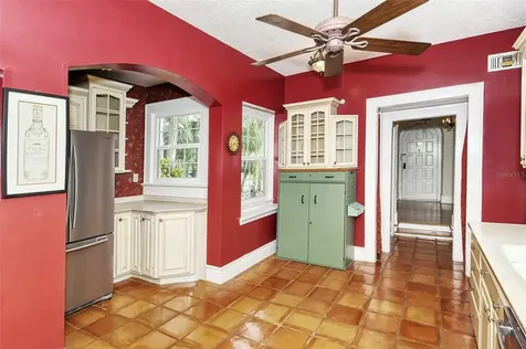 325 Whitfield Avenue Sarasota FL 34243