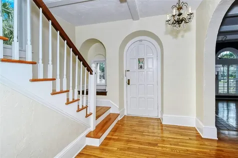 325 Whitfield Avenue Sarasota FL 34243