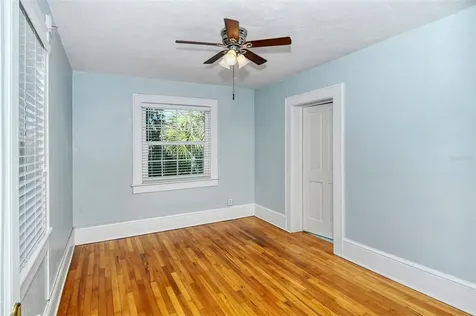 325 Whitfield Avenue Sarasota FL 34243