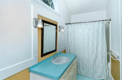 325 Whitfield Avenue Sarasota FL 34243