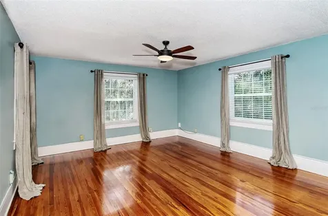325 Whitfield Avenue Sarasota FL 34243