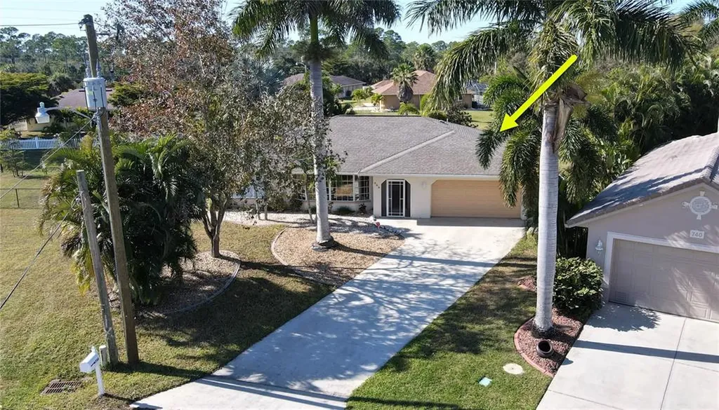 746 Trumpet Tree Punta Gorda FL 33955
