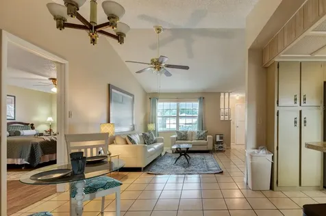 653 Stanford Drive Altamonte Springs FL 32714