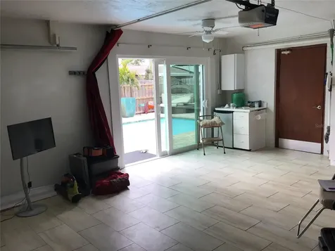 6200 51st Terrace N St Petersburg FL 33709