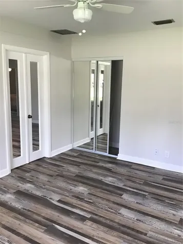 6200 51st Terrace N St Petersburg FL 33709